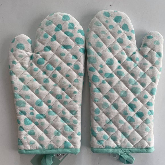 NWT- Set of 2 Oven Mitts - Picture 5 of 5